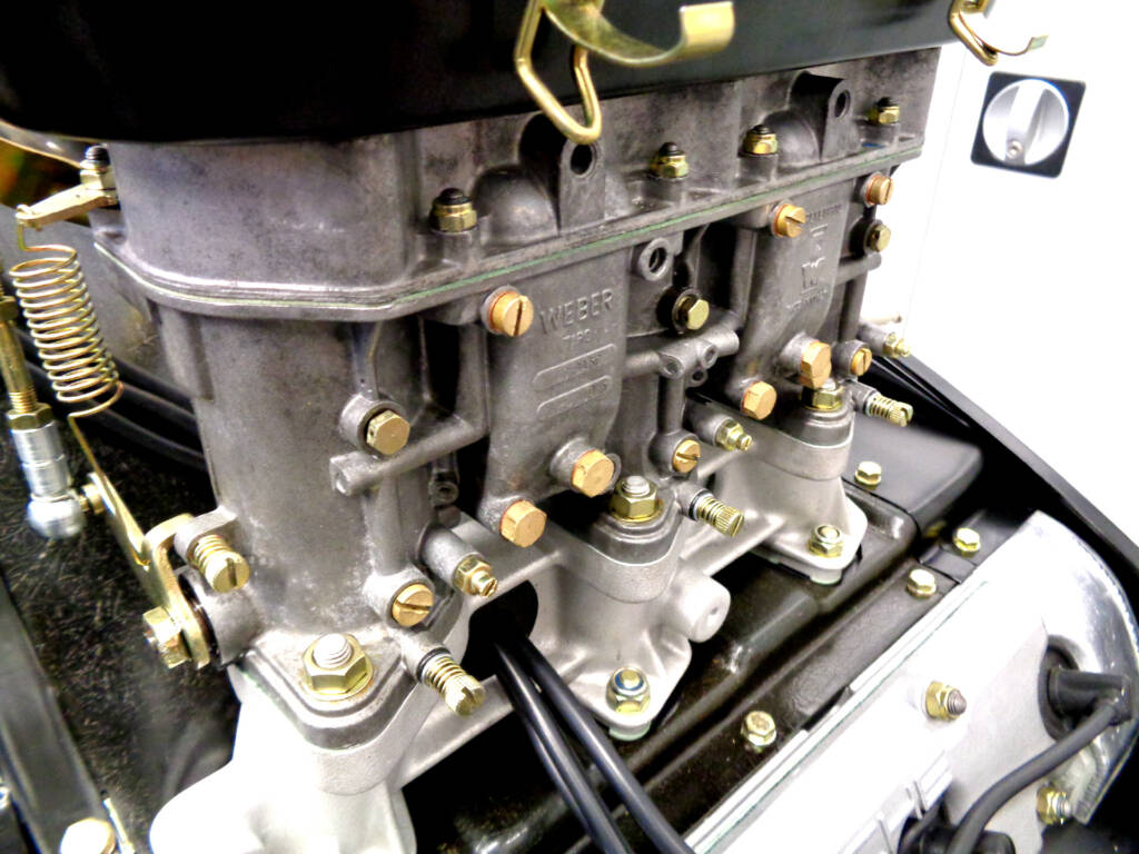 Porsche 911 Vergaser und Einspritzpumpe