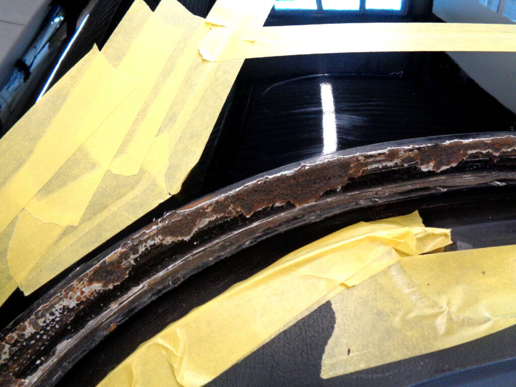 Rost Porsche Scheibenrahmen