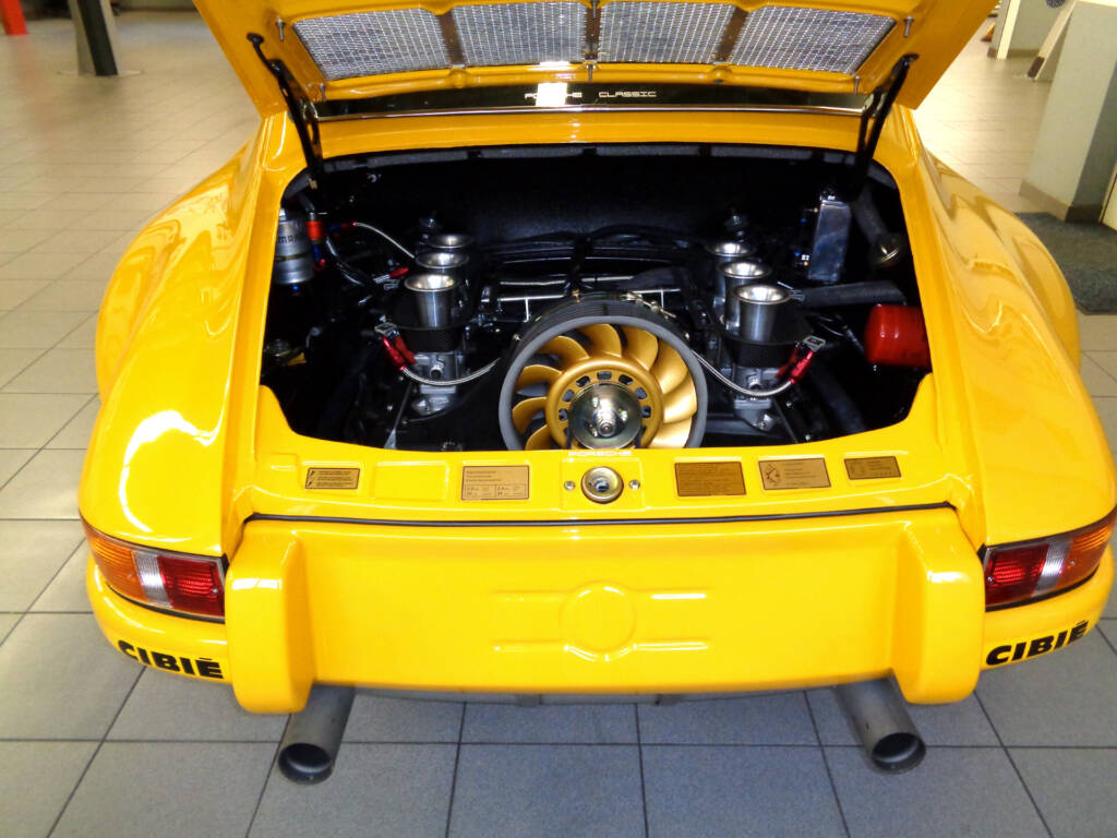 Restauration Porsche 911, Umbau auf RS-R01